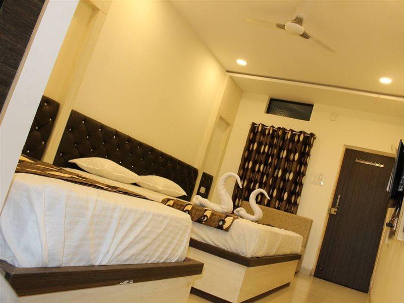 Super Hotel O Shri Shiva Palace Raipur  Ngoại thất bức ảnh