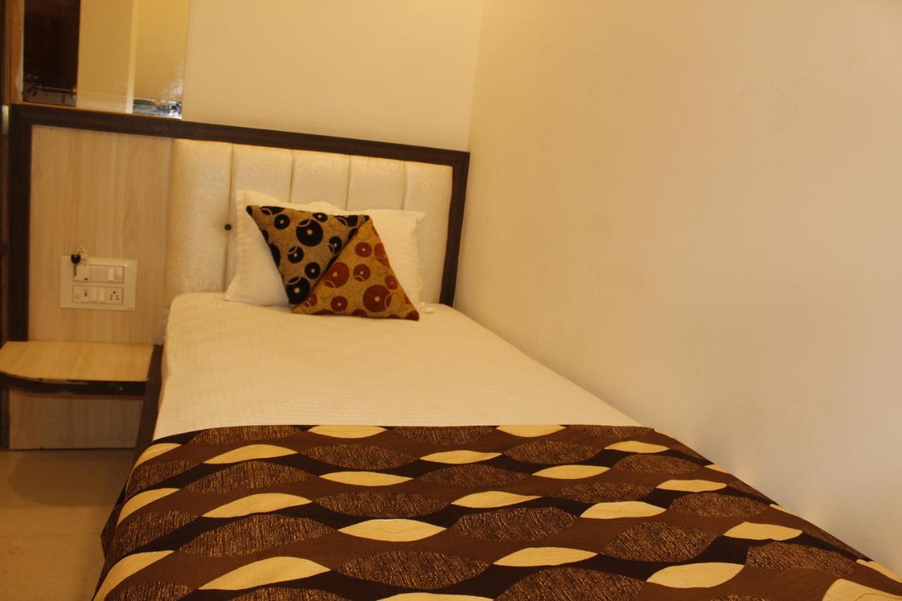 Super Hotel O Shri Shiva Palace Raipur  Ngoại thất bức ảnh